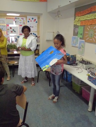Feestelijke afsluiting in Rotterdam van UNAWE project: Het Heelal in de Klas